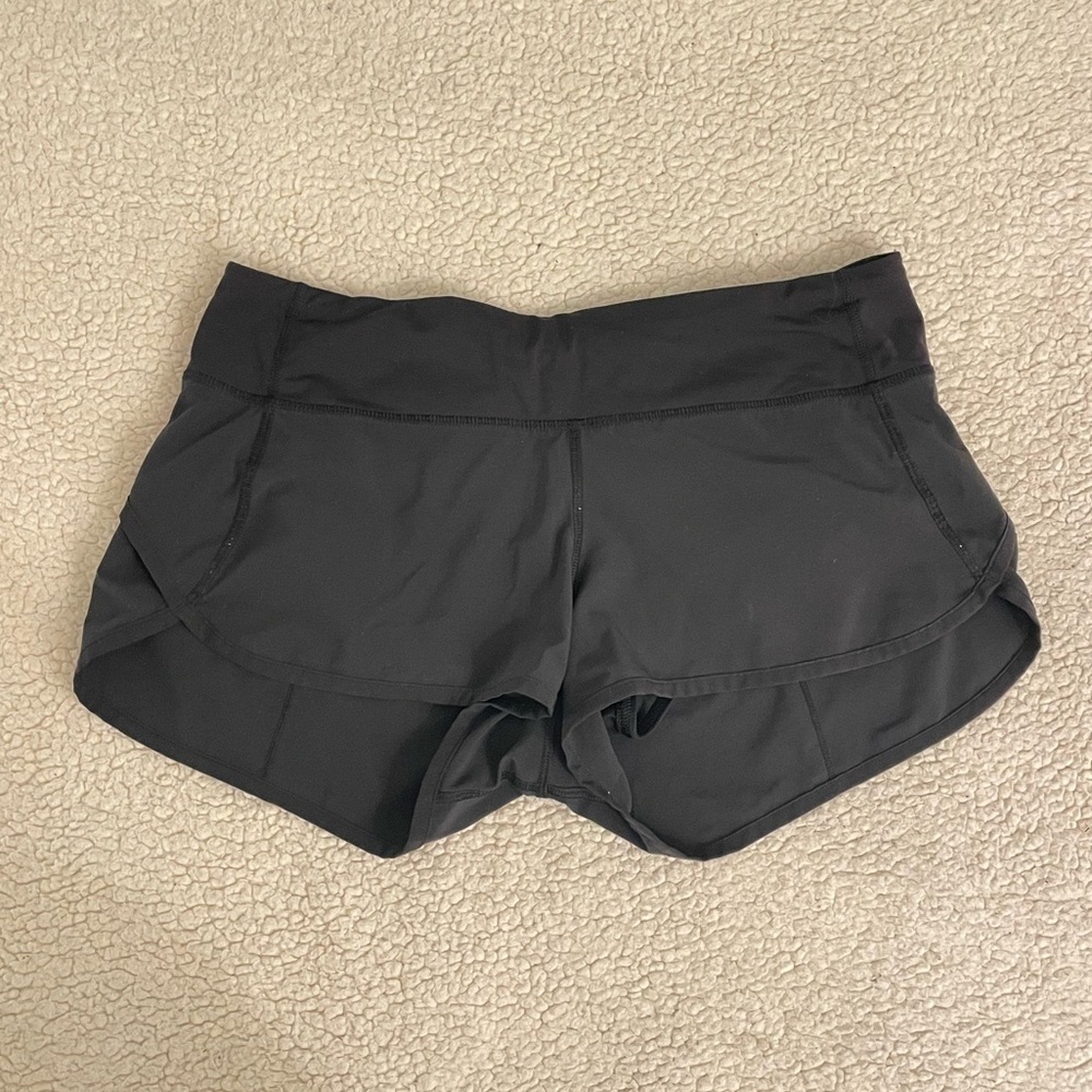 Black Lululemon Speed Ups Size 6, 2.5” Inseam